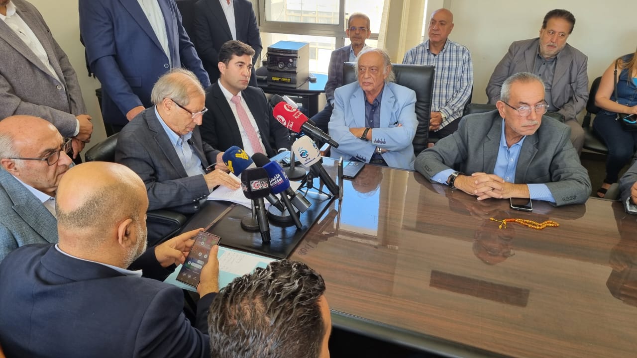 مشروع قانون الإعلام في لبنان يواجه اعتراضات واسعة... محفوظ: "لا يشبه الإعلام والإعلاميين"